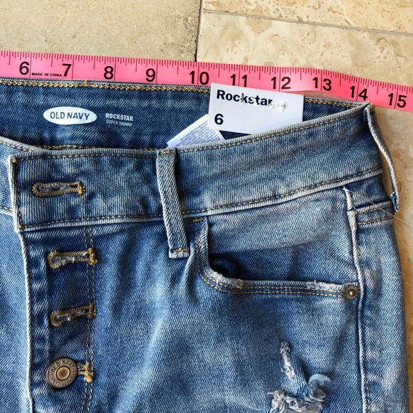 RELISTED* HP! Old Navy Rock Star SuperSkinny Distressed Jean NWT Women’s Size 6 - Picture 6 of 10